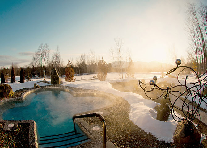 Plonger dans les bains d'hiver du Spa Eastman (©Spa Eastman) 